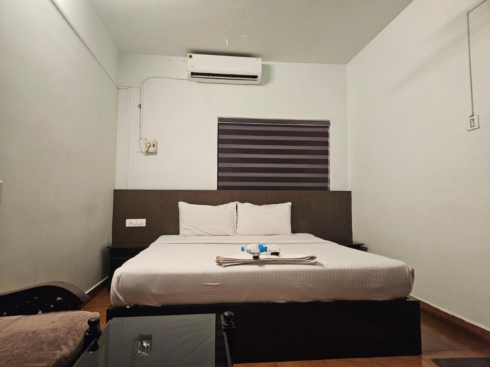 Apsara Residency Hotel Perintalmanna Buitenkant foto